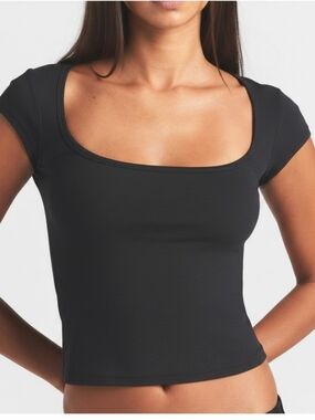 SKIMS COTTON JERSEY SCOOP NECK T SHIRT TOP SOOT BLACK SMALL NWT